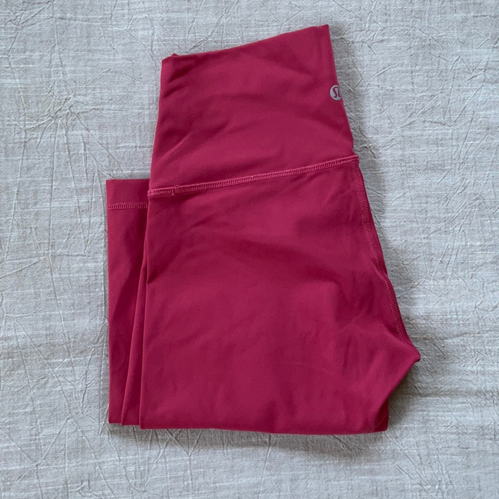 Lululemon Wunder Under Crop Fullon Luxtreme Size 6
